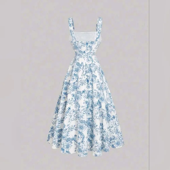 Elegant Blue Floral Dress - Picture 2 of 4